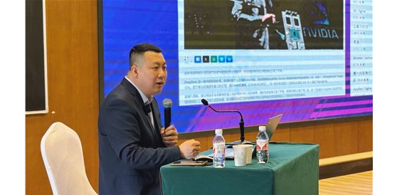 拒绝焦虑 拥抱AI